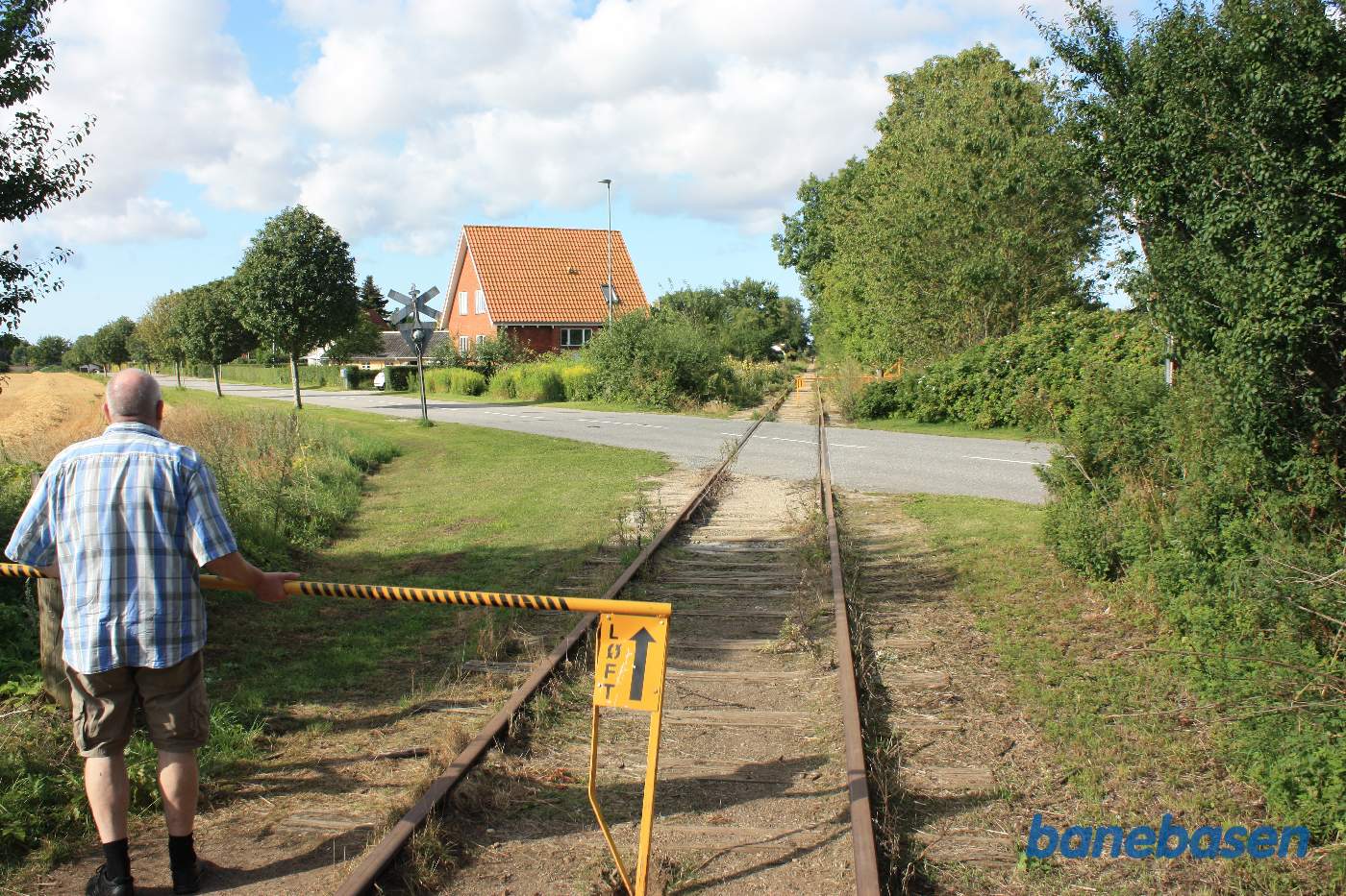 Vi er stoppet op foran vejen Old Gyde