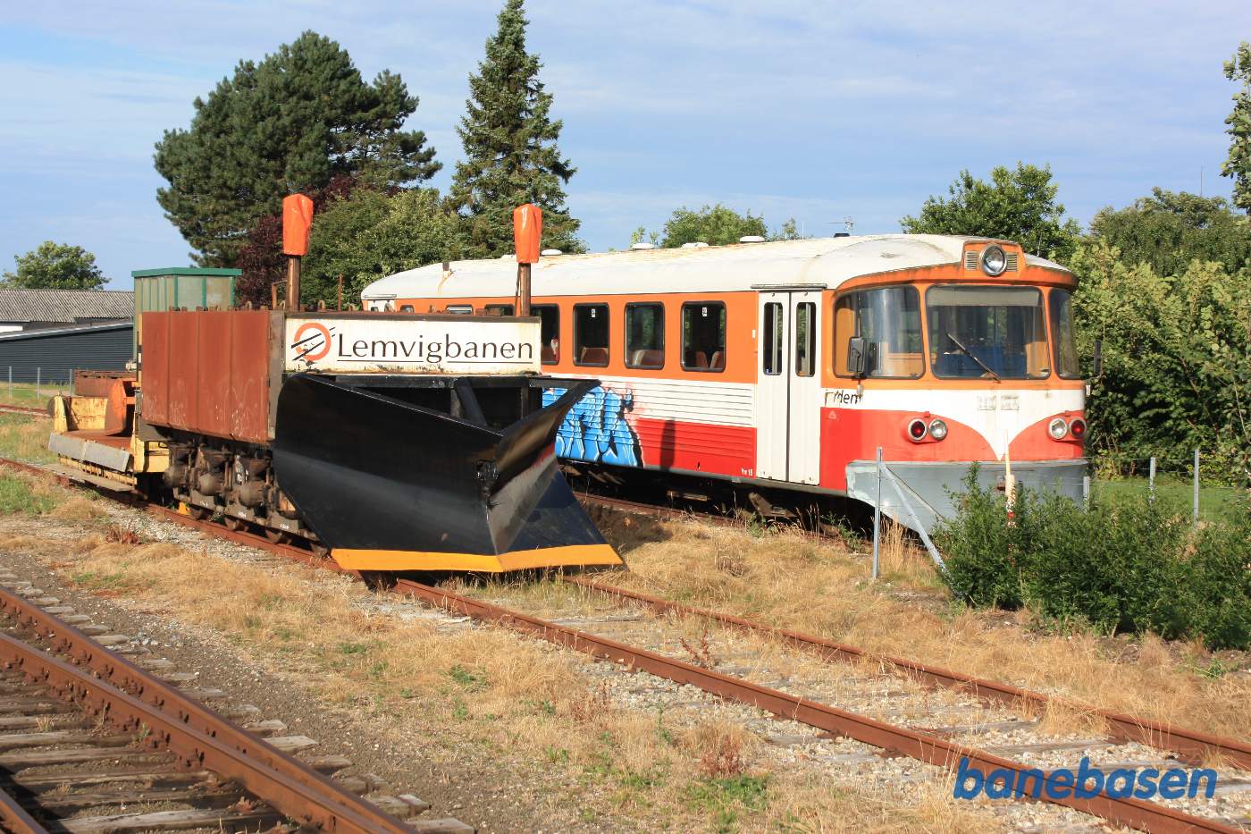 Y-toget Fjorden hensat i et sidespor