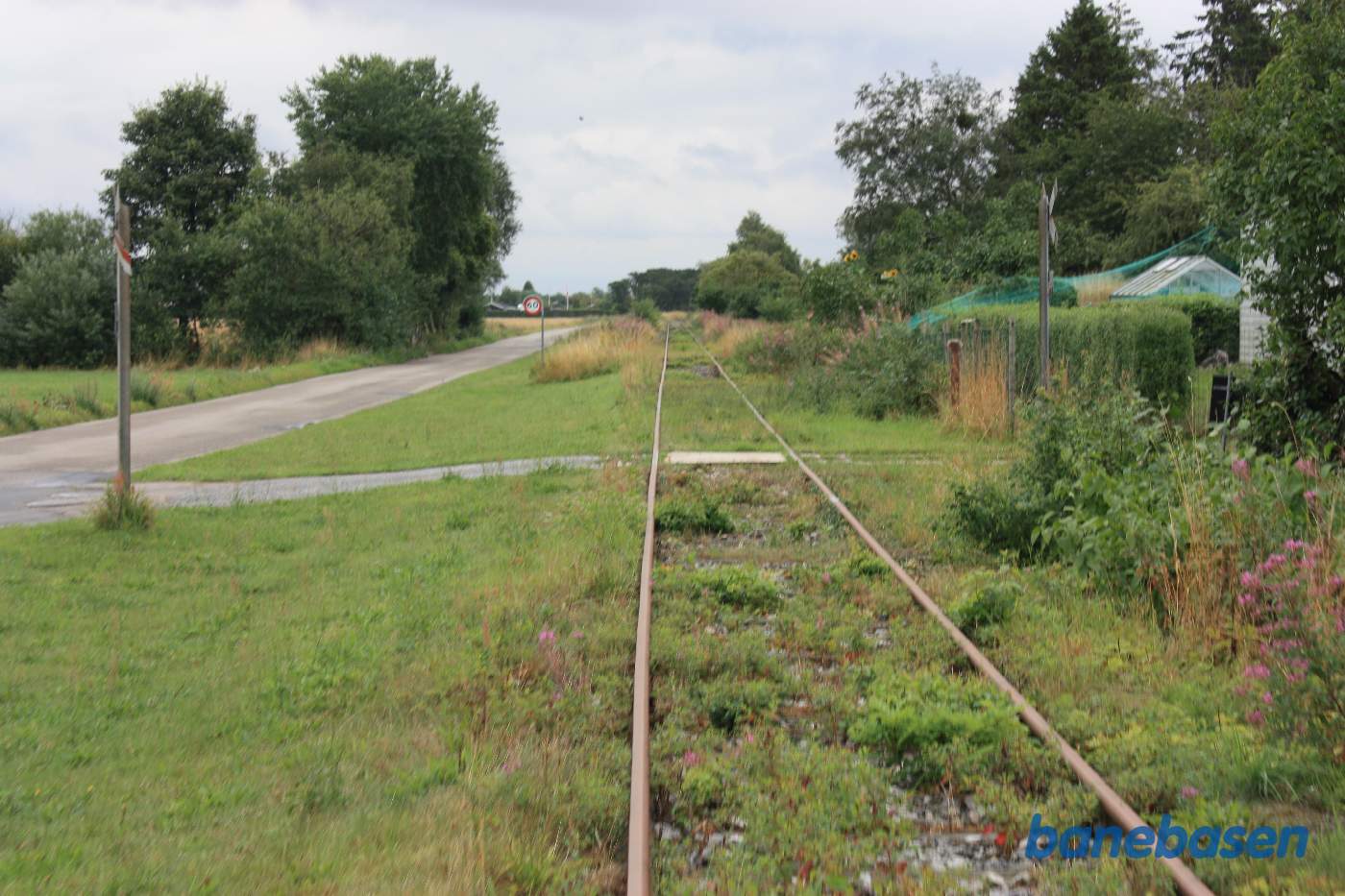 Det første stykke følger Kristrup Engvej banen