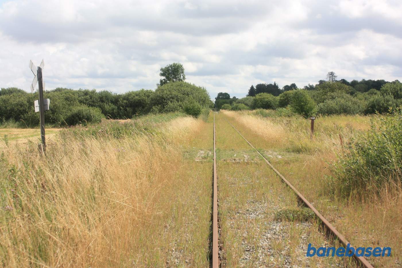 En markvej, ovk. 39, passeres