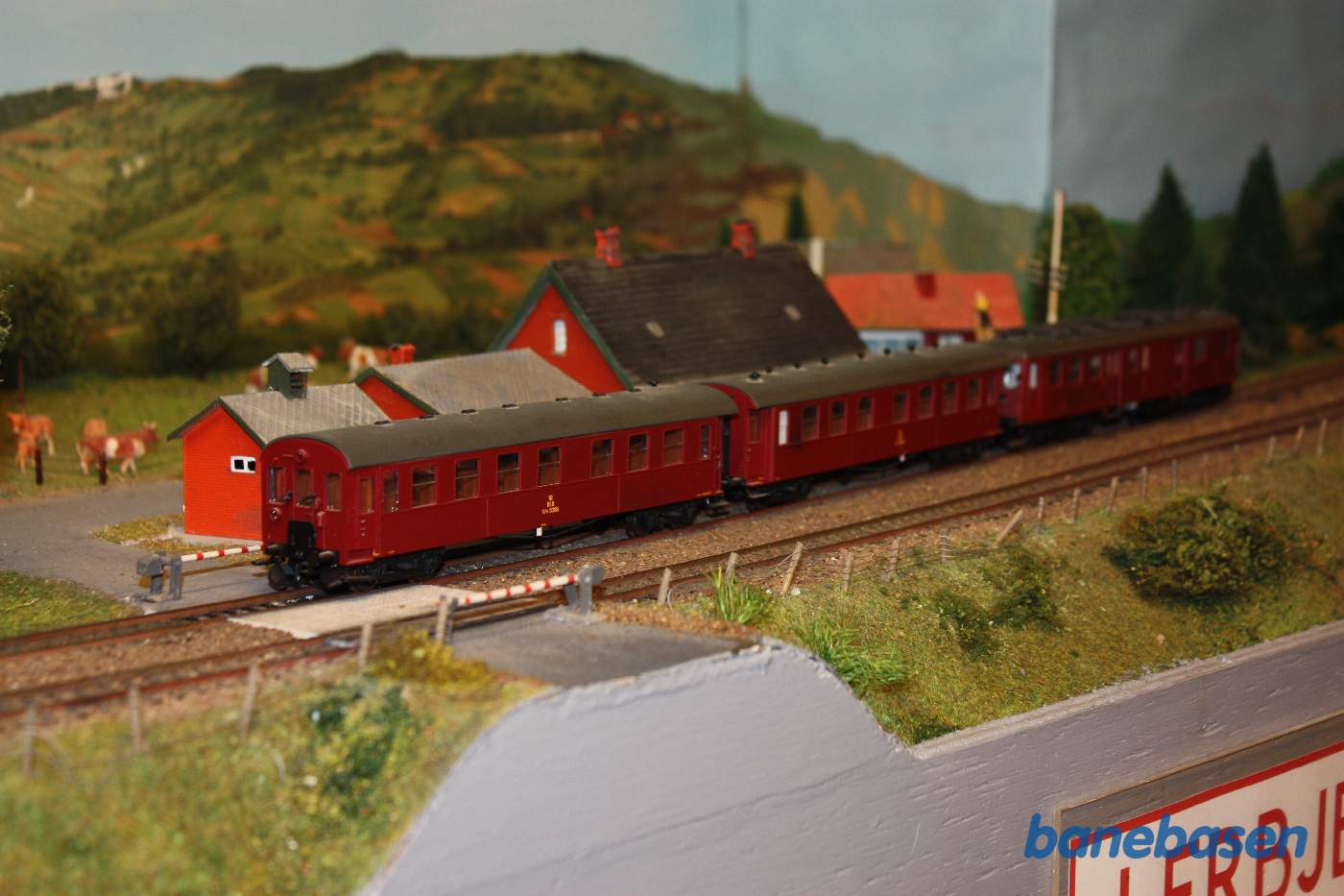 Mo med Cls styrevogn ved lille landstation Mo med Cls styrevogn ved lille landstation