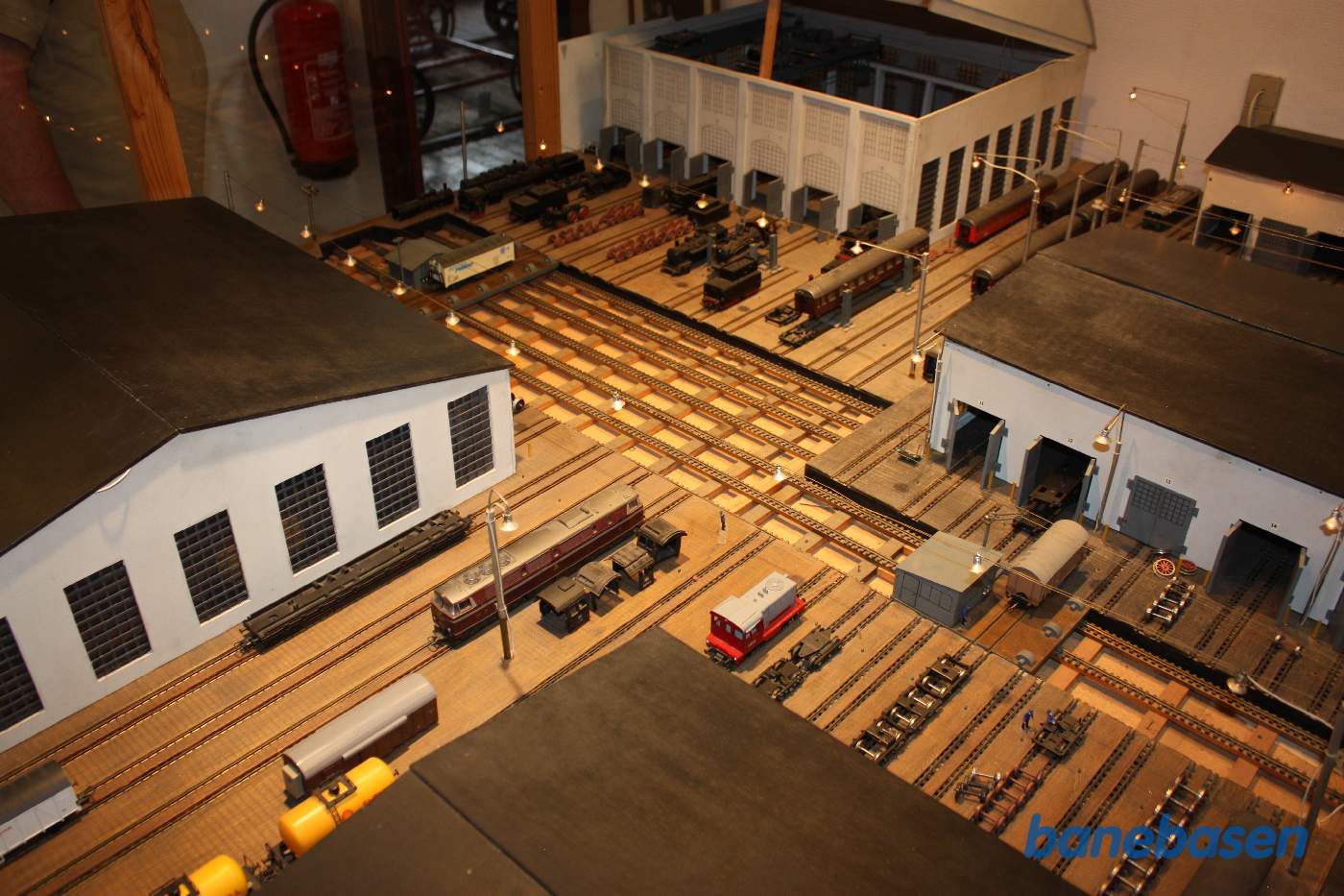 Model af et stort værksted Model af et stort værksted