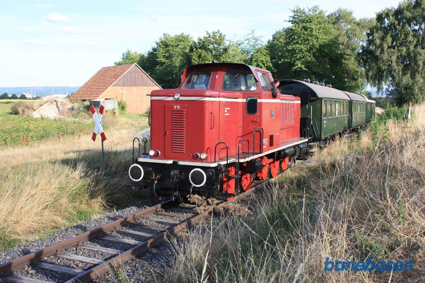 Fotostop på strækningen, gæsterne er ude og toget triller tilbage