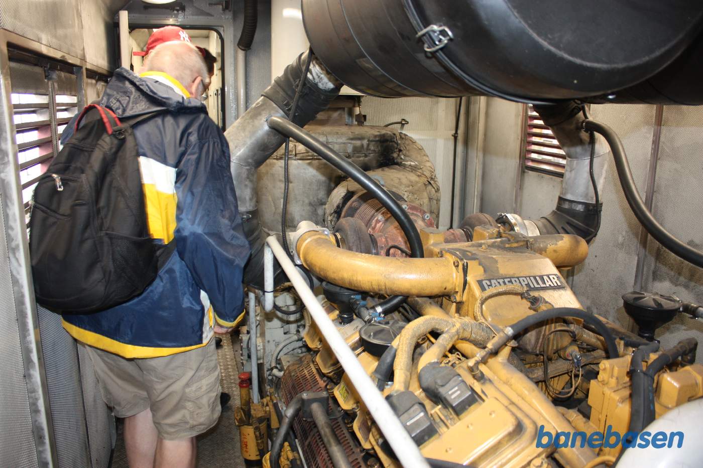 Billede af motoren inde i diesellokomotivet