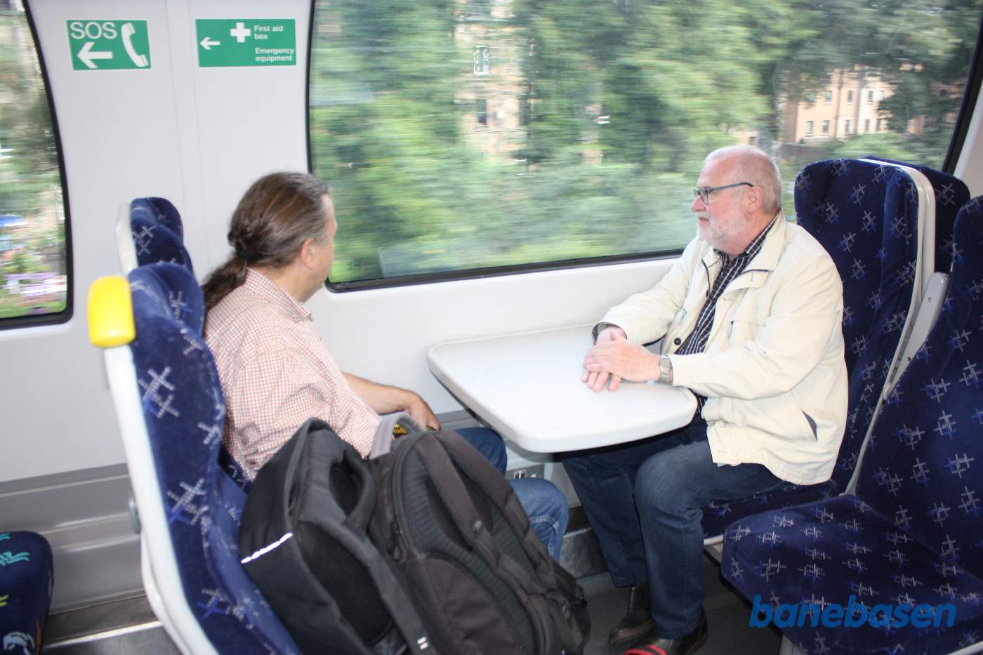 To turister nyder turen til Ayr