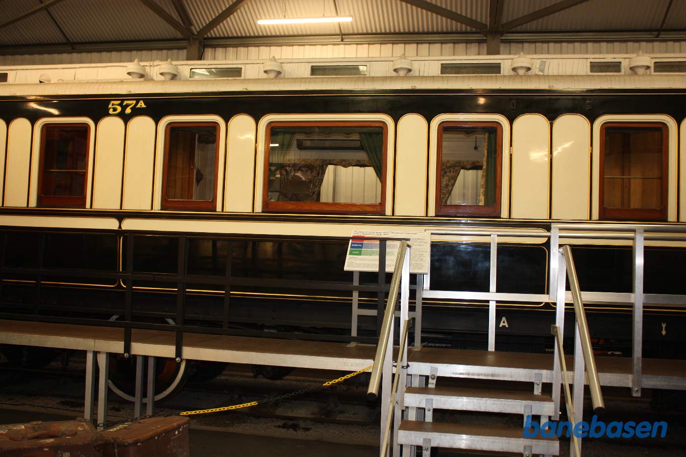 Vognen set fra siden