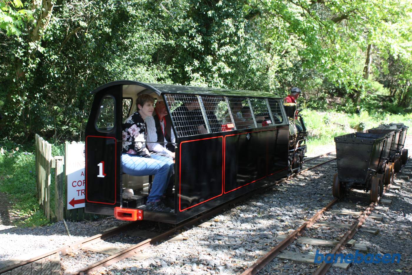 Toget på vej tilbage til banens hovedstation