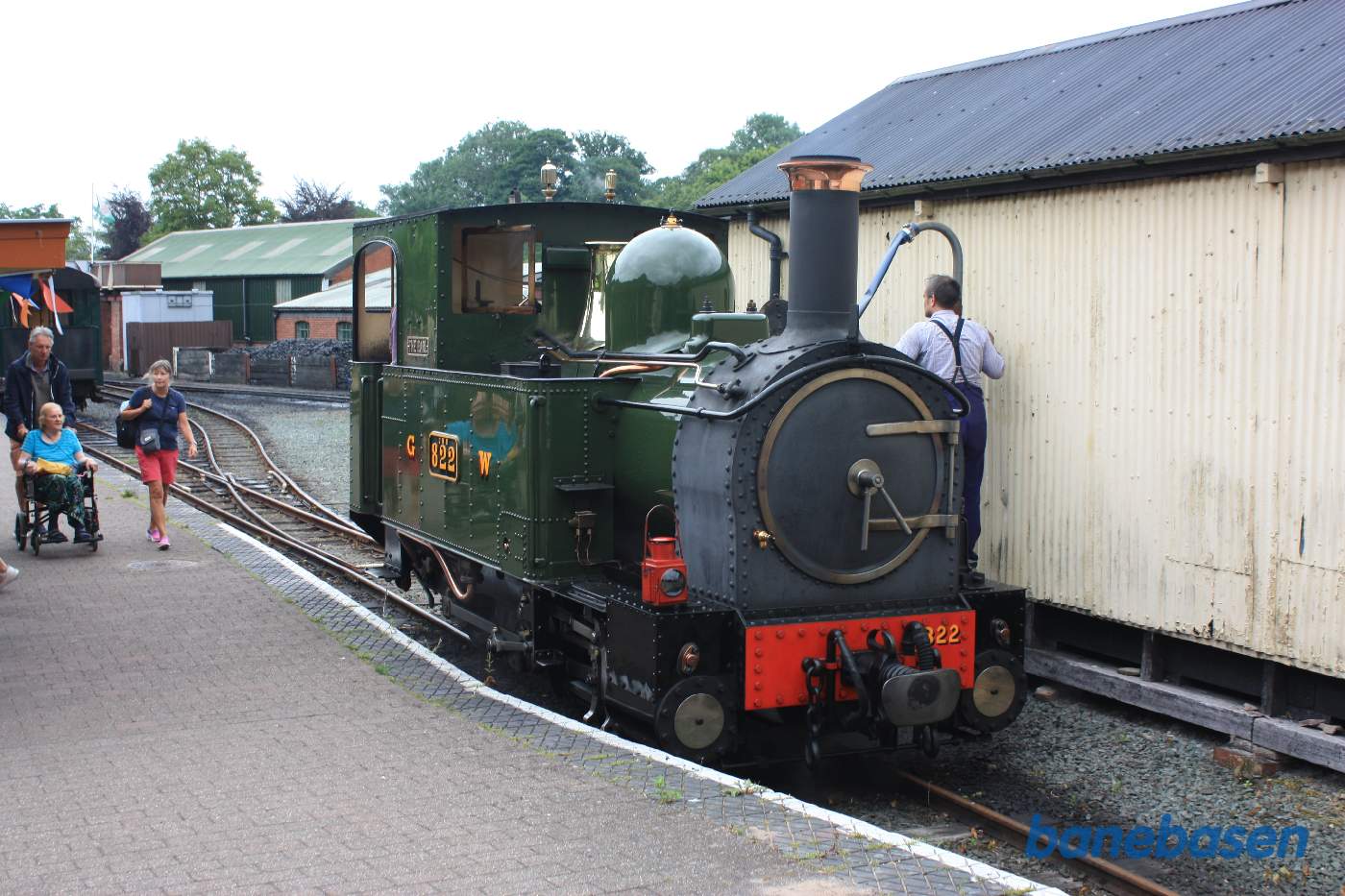 Lokomotivet får vand på