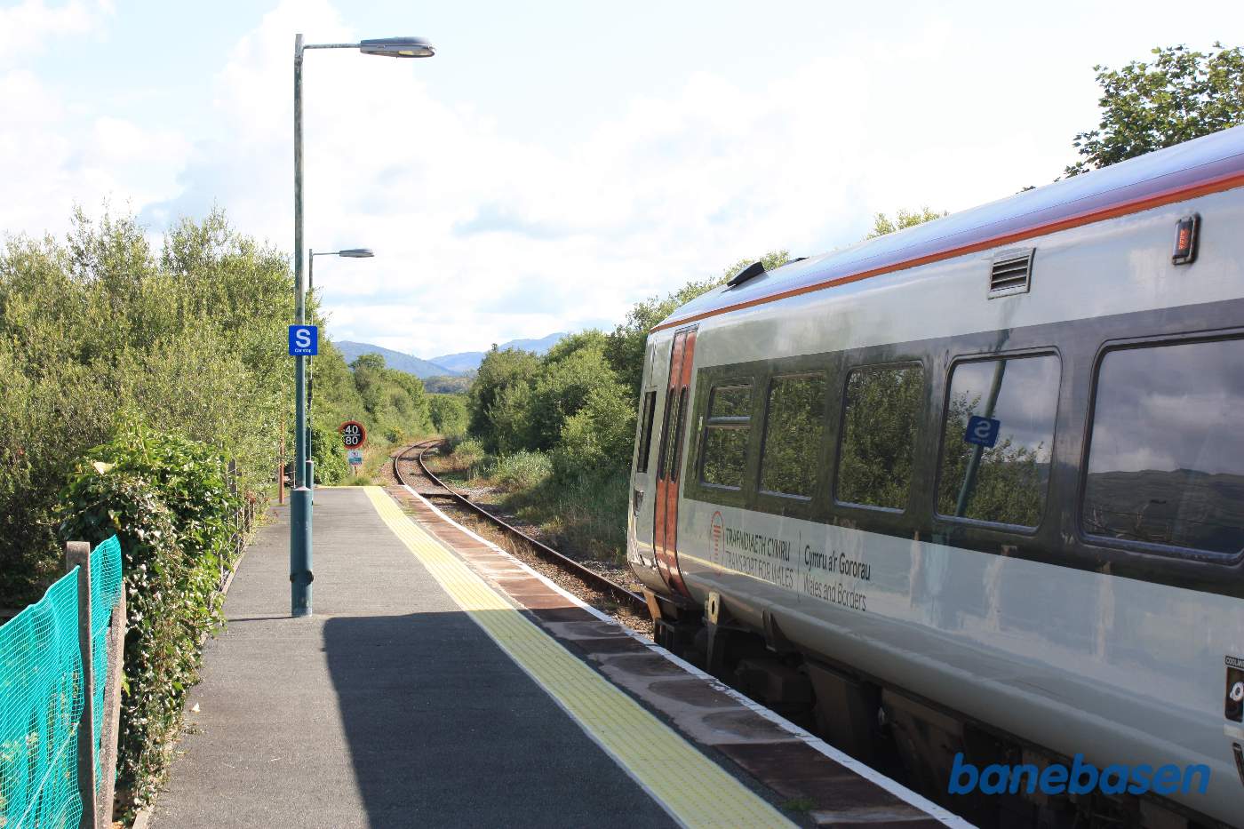 Toget fortsætter mod Porthmadog