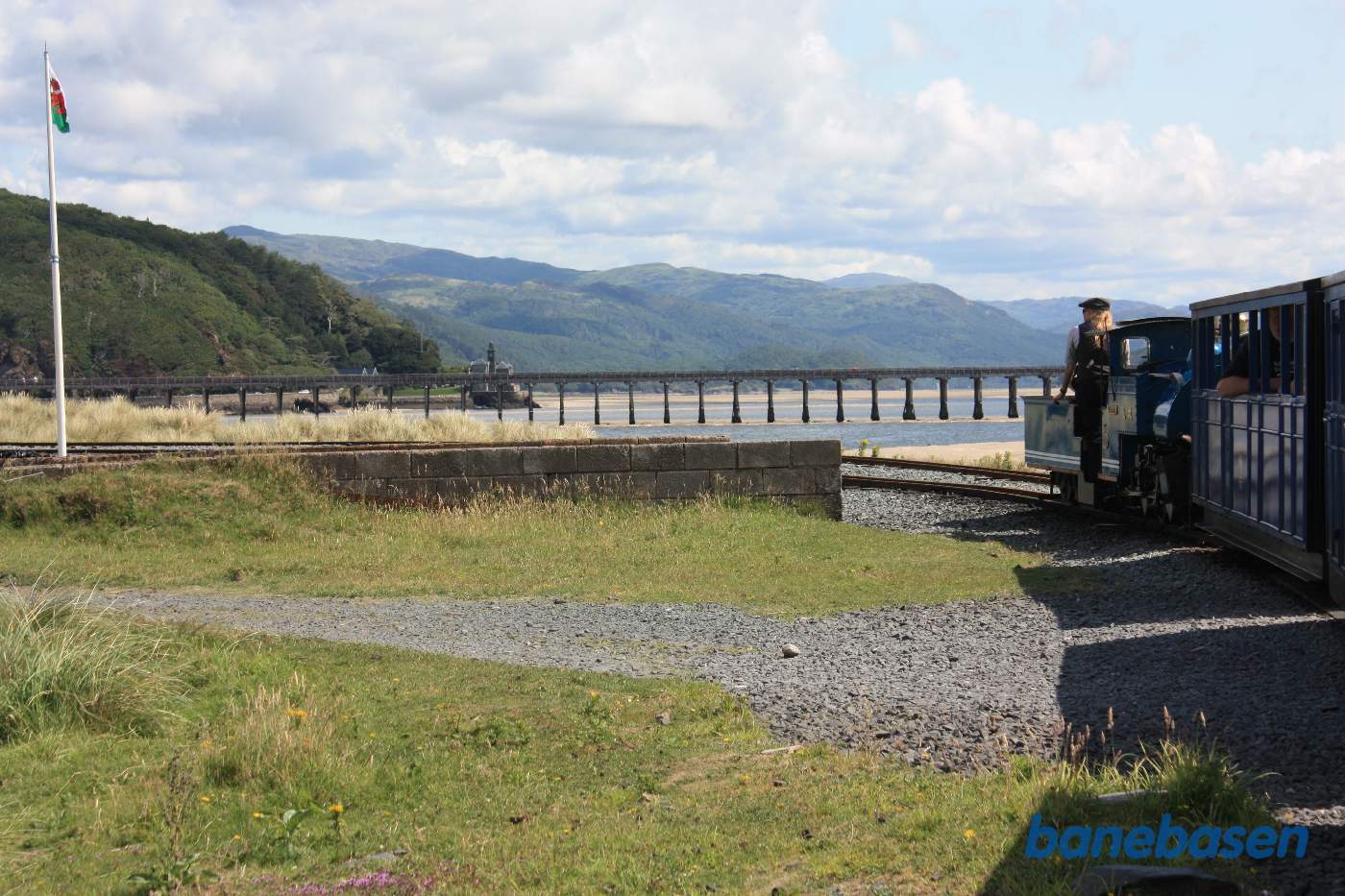 Lige før endestationen. BR-jernbanebroen i baggrunden