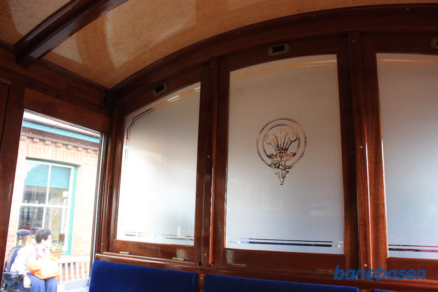 Personvognen set indefra