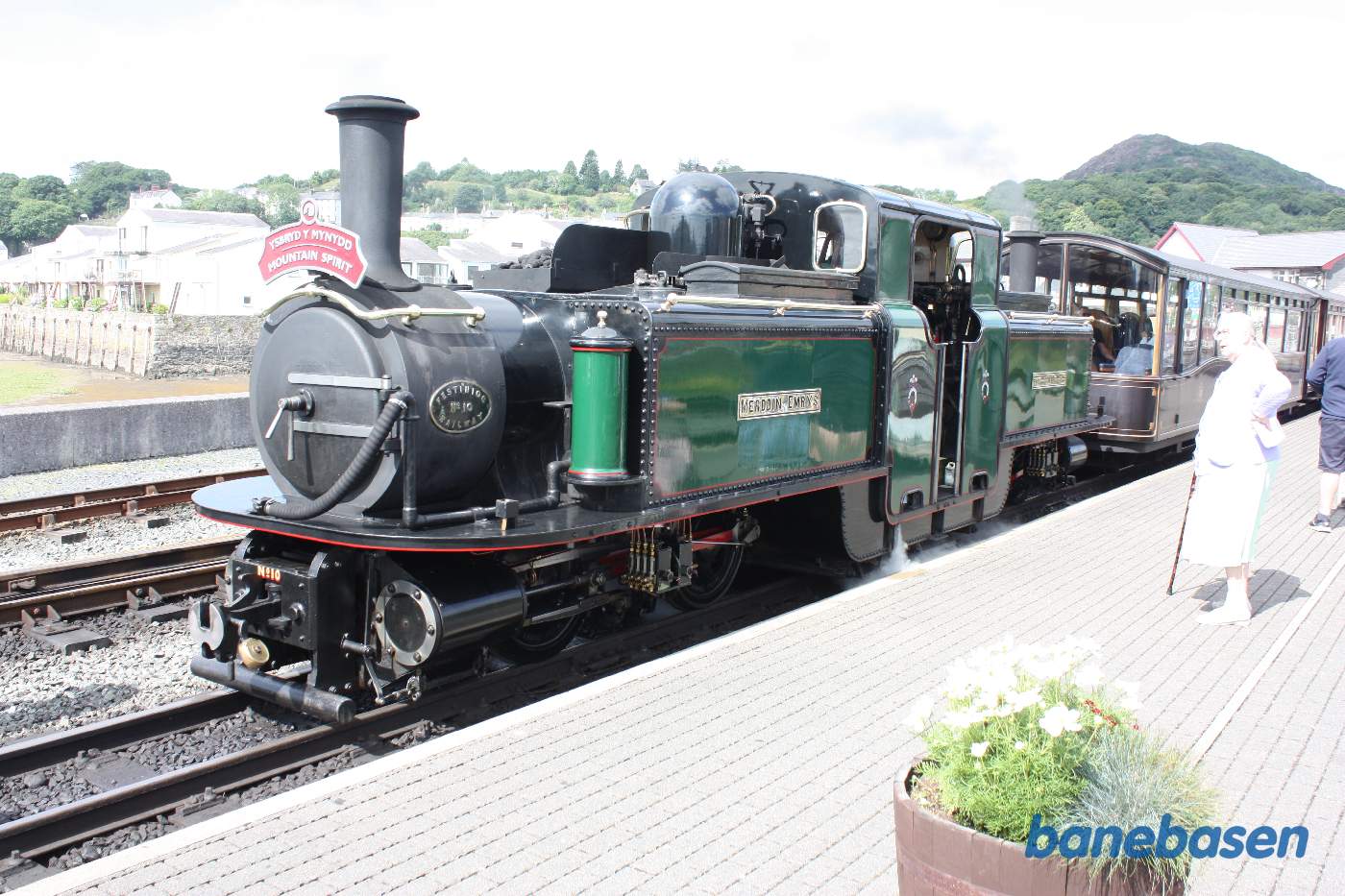 Et af de berømte double fairlie locomotives trækker toget