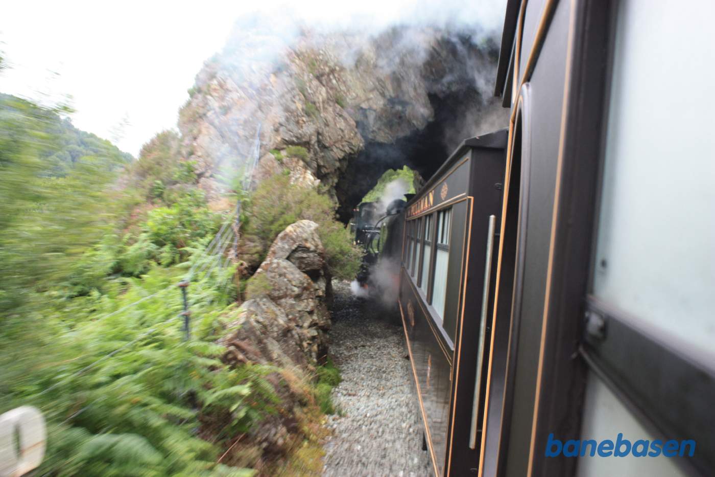 Den første af tunnelerne