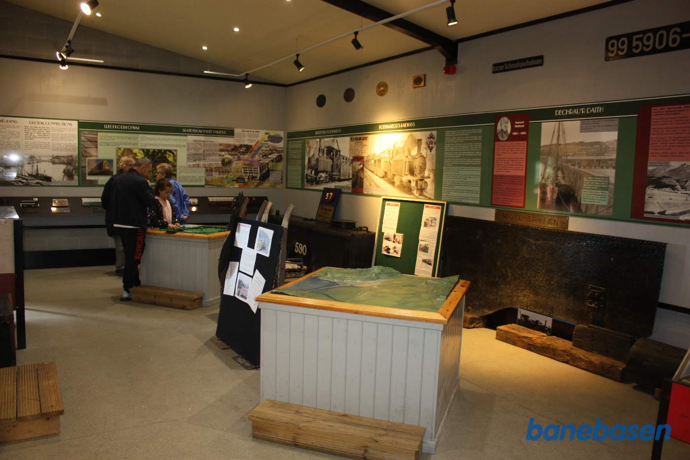 Udstilling om banens historie