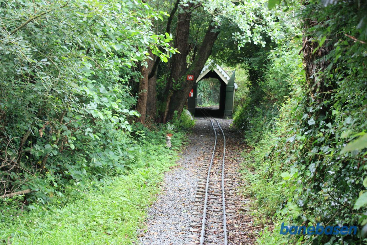 Havebanens spor i parken
