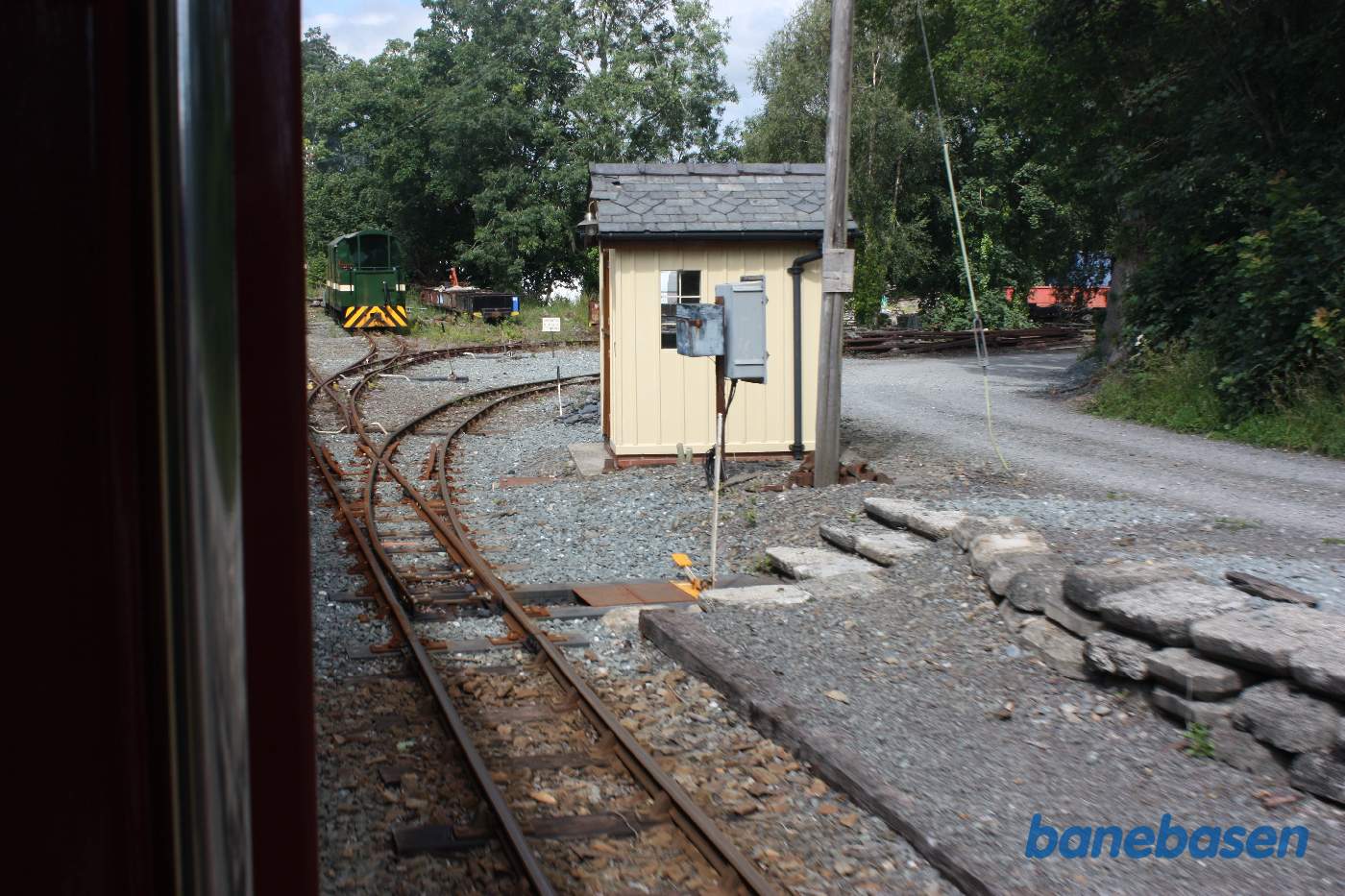 Afgrening ned til fabriksområdet