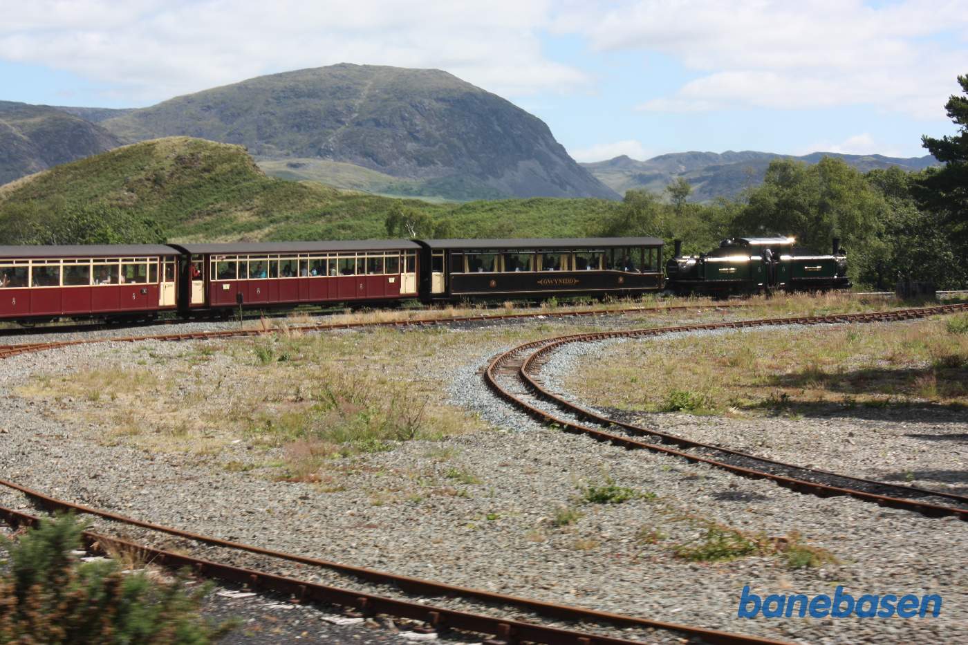 Vue over sidesporene på stationen