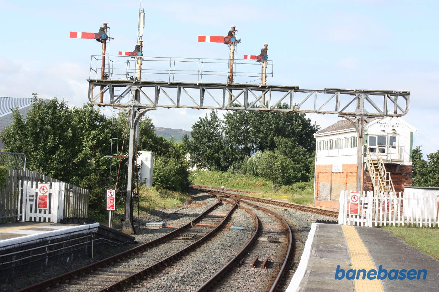 Signalbro med armsignaler