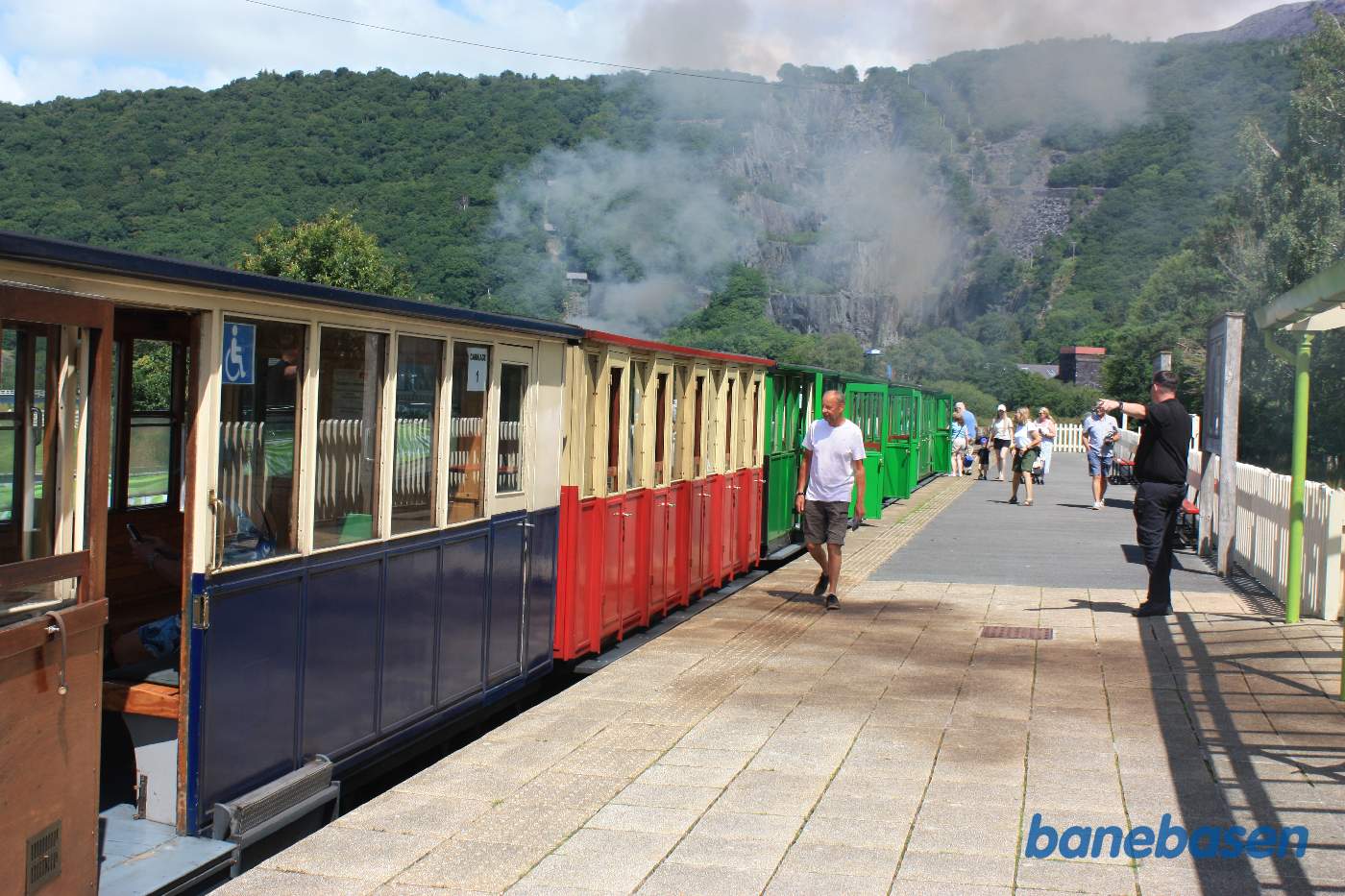 Persontoget klar til afgang