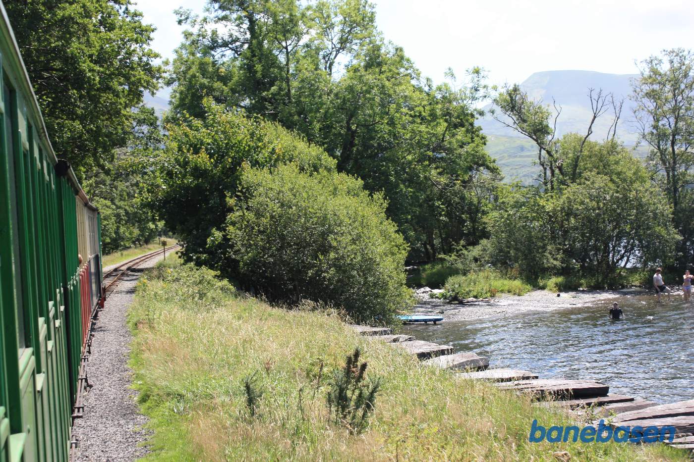 Persontoget kørt fra Cei Llydan mod Gilfach Ddu