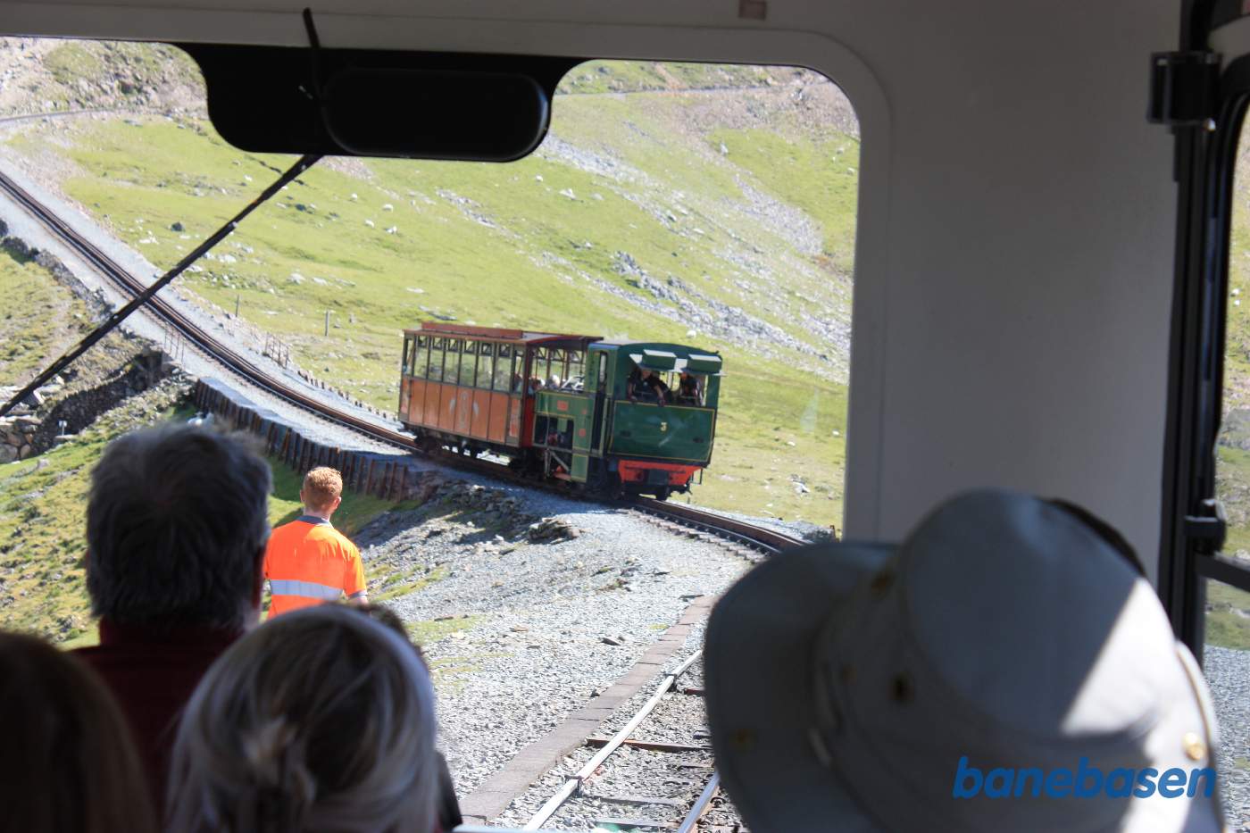 Krydsning med modkørende tog