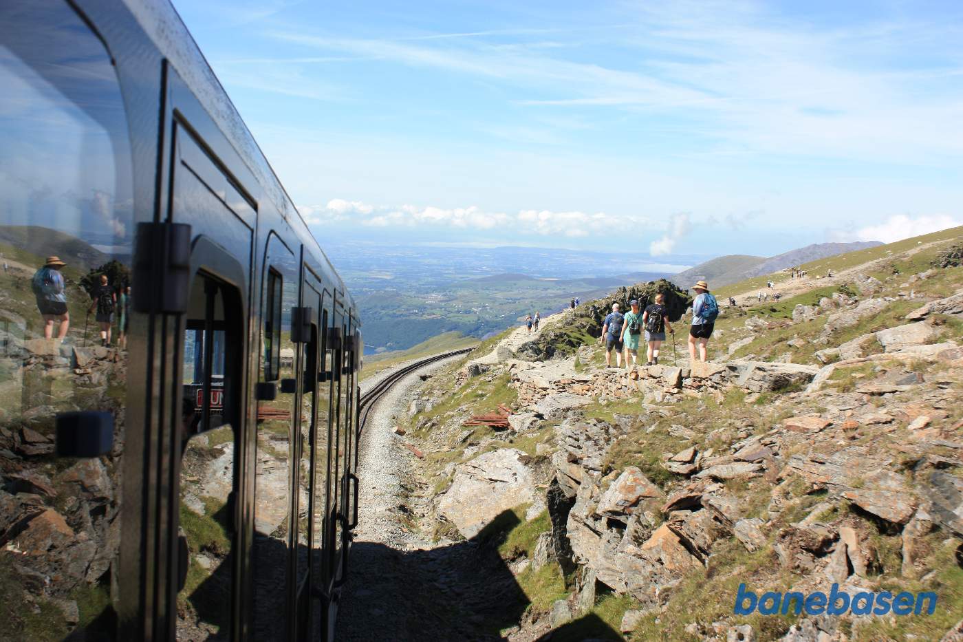 Toget på vej ned, lige efter Snowdon station