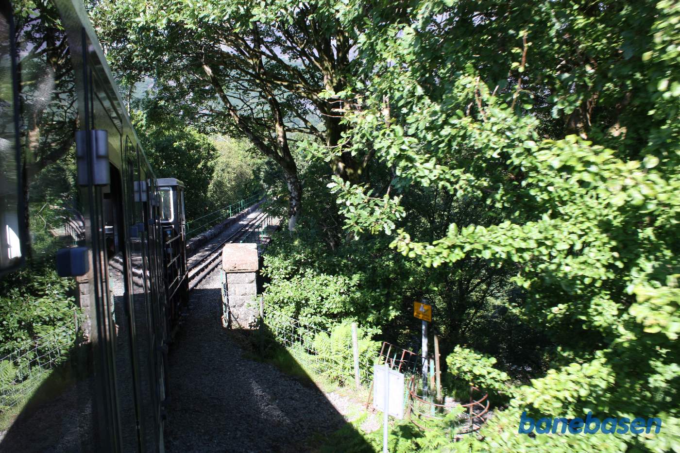 Broen lige før vandfaldet