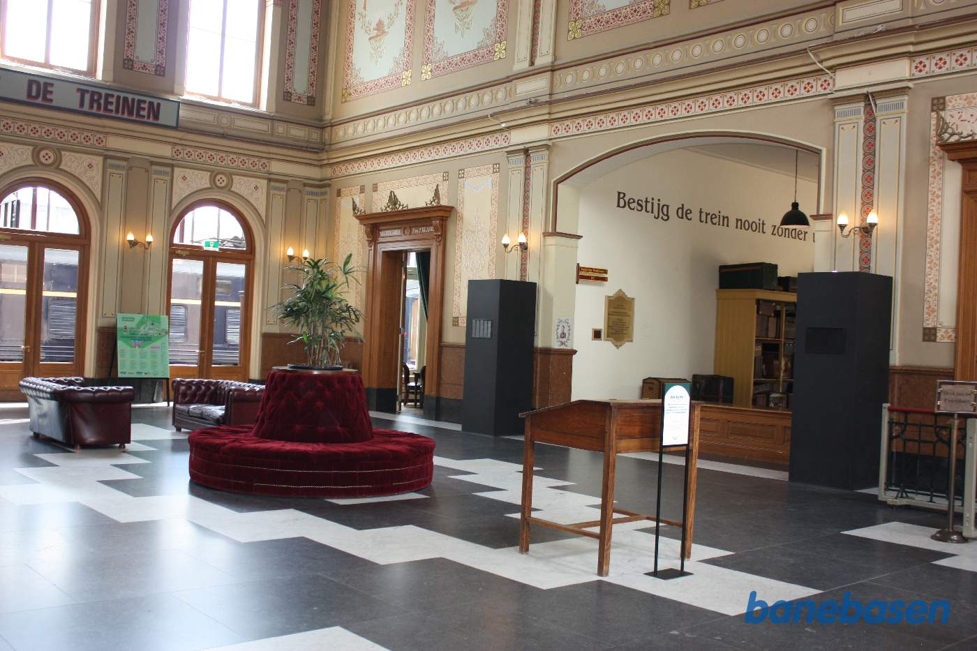 Indgangen med billetsalg