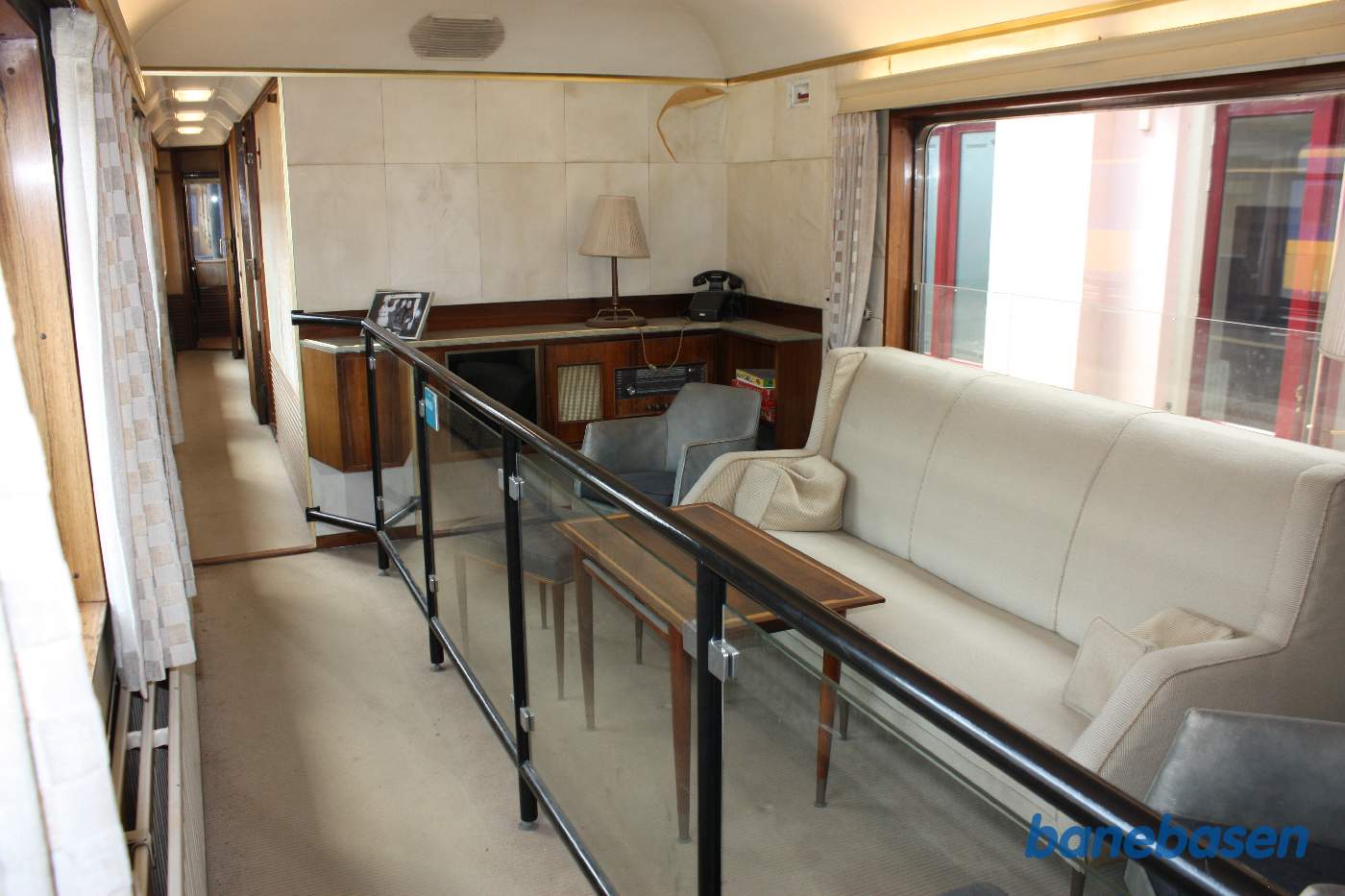 Stuen i den første kongevogn