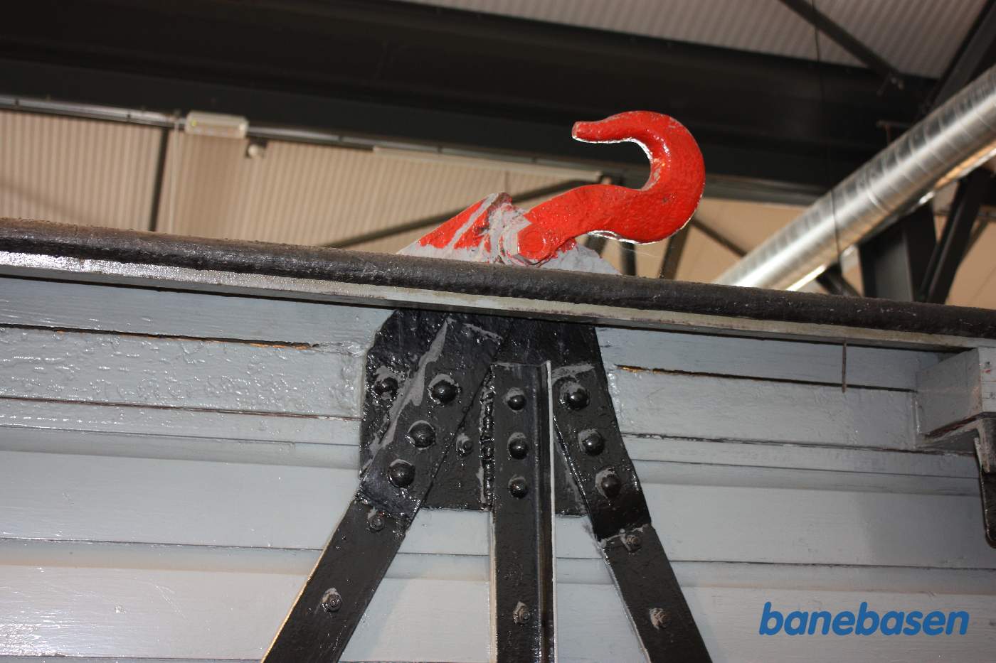 Godsvogn, med krogene i taget kan man løfte hele vognkassen af, datidens containertransport