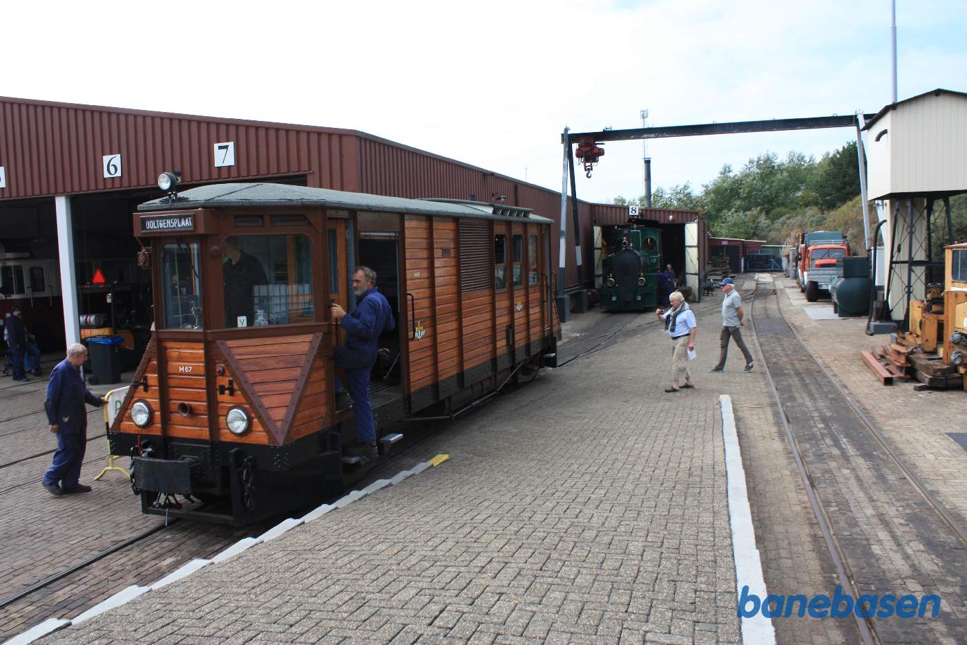 Omløb af vognene i perronsporet