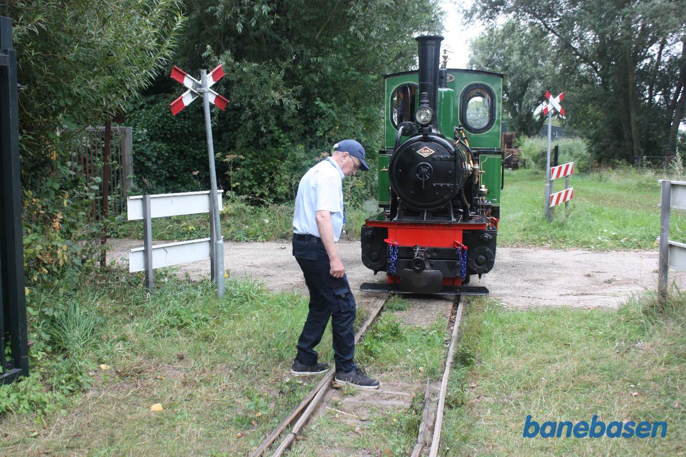 Rangisten sparker tungerne fra krum til lige