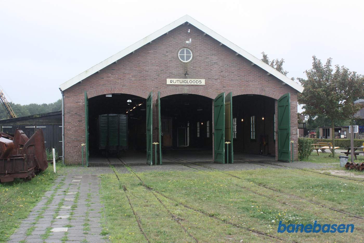 En flot 3-sporet remise