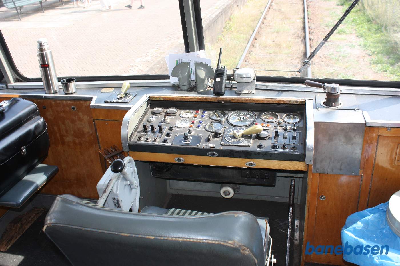 Førerbordet i skinnebussen