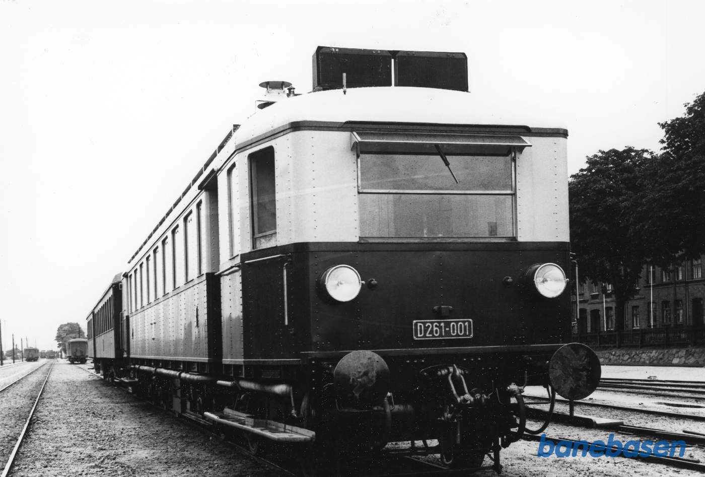 Prøvetog med Triangel-bygget tretruck-motorvogn med B&W-motor til Jugoslavien