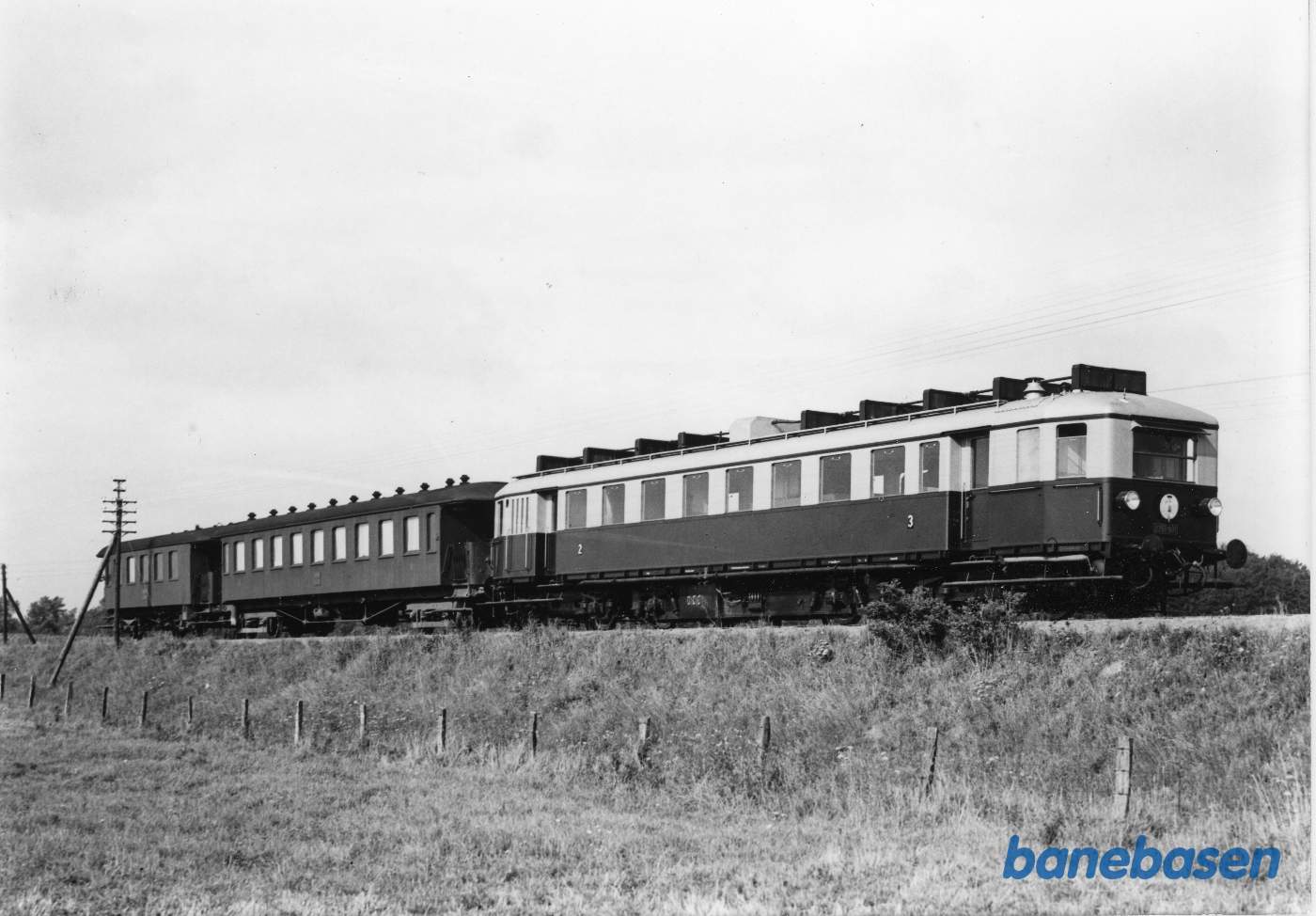 Prøvetog med Triangel-bygget tretruck-motorvogn med B&W-motor til Jugoslavien mellem Ringe og Svendborg