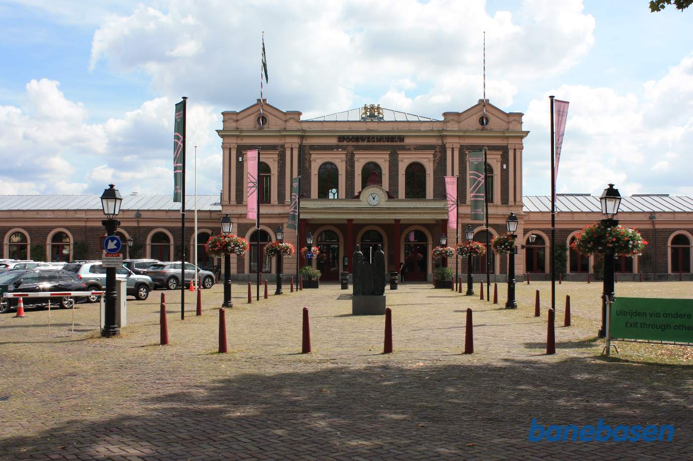 Hovedindgangen til jernbanemuseet