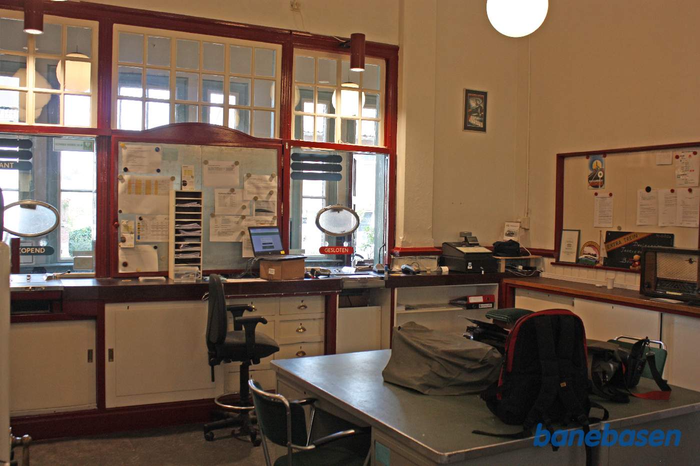 Stationskontoret med billetsalg