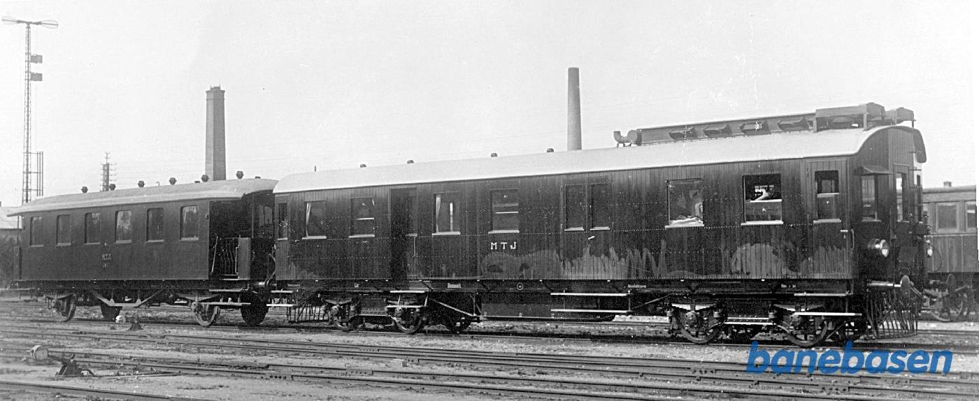 Prøvetog med CA 11. Motorvognen endnu uden litra og nummer, ligesom revisionsfeltet ikke er udfyldt