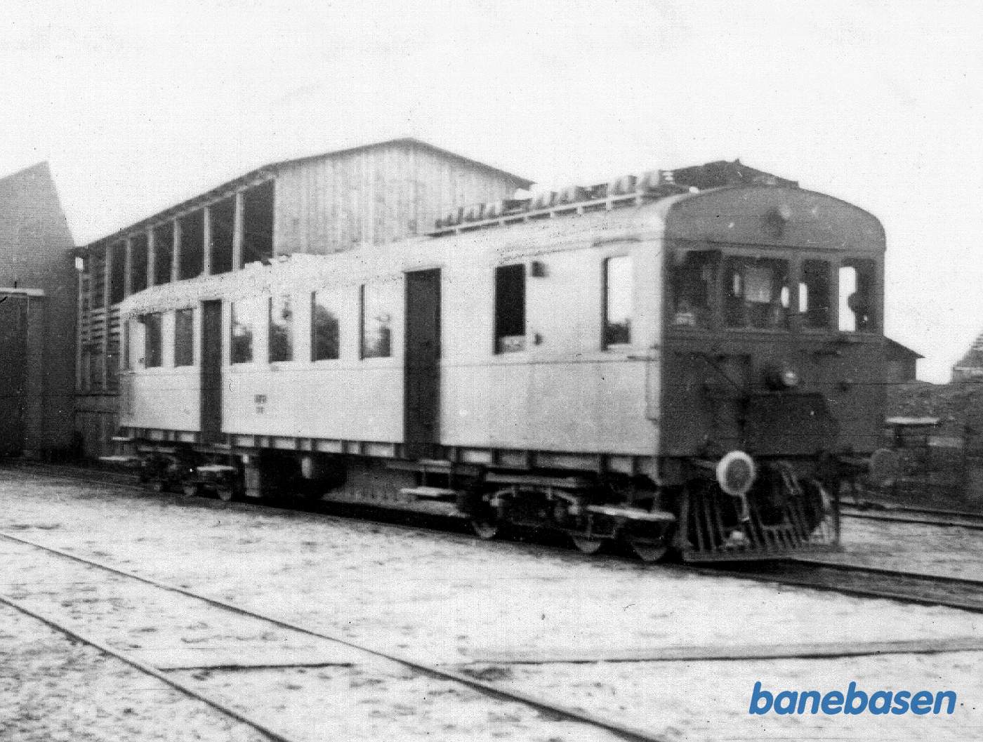 Motorvognen fotograf. kort tid før den brændte i august 1945