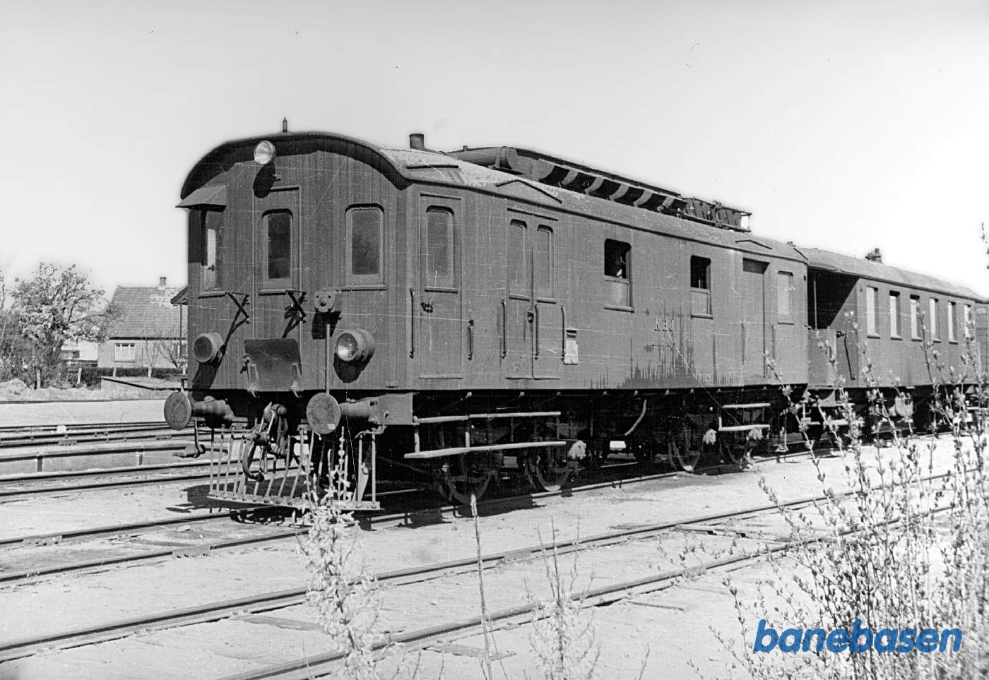 Usædvanlig litrering - med messingbogstaver stod der: Ltr. M Nr 4