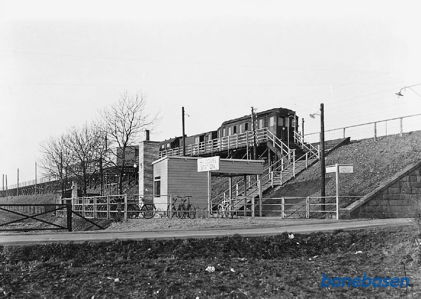 Persontog mod København holder ved den sydlige perron