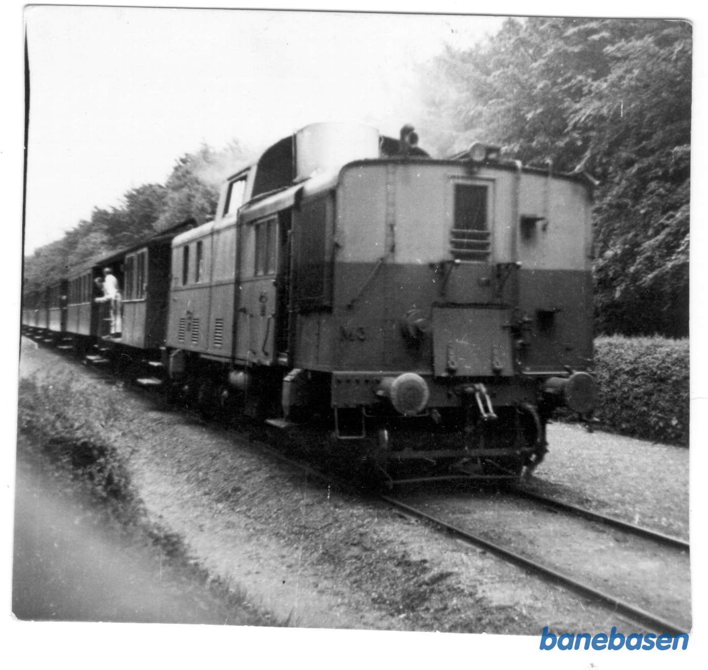 M 3 med et stort persontog M 3 med et stort persontog
